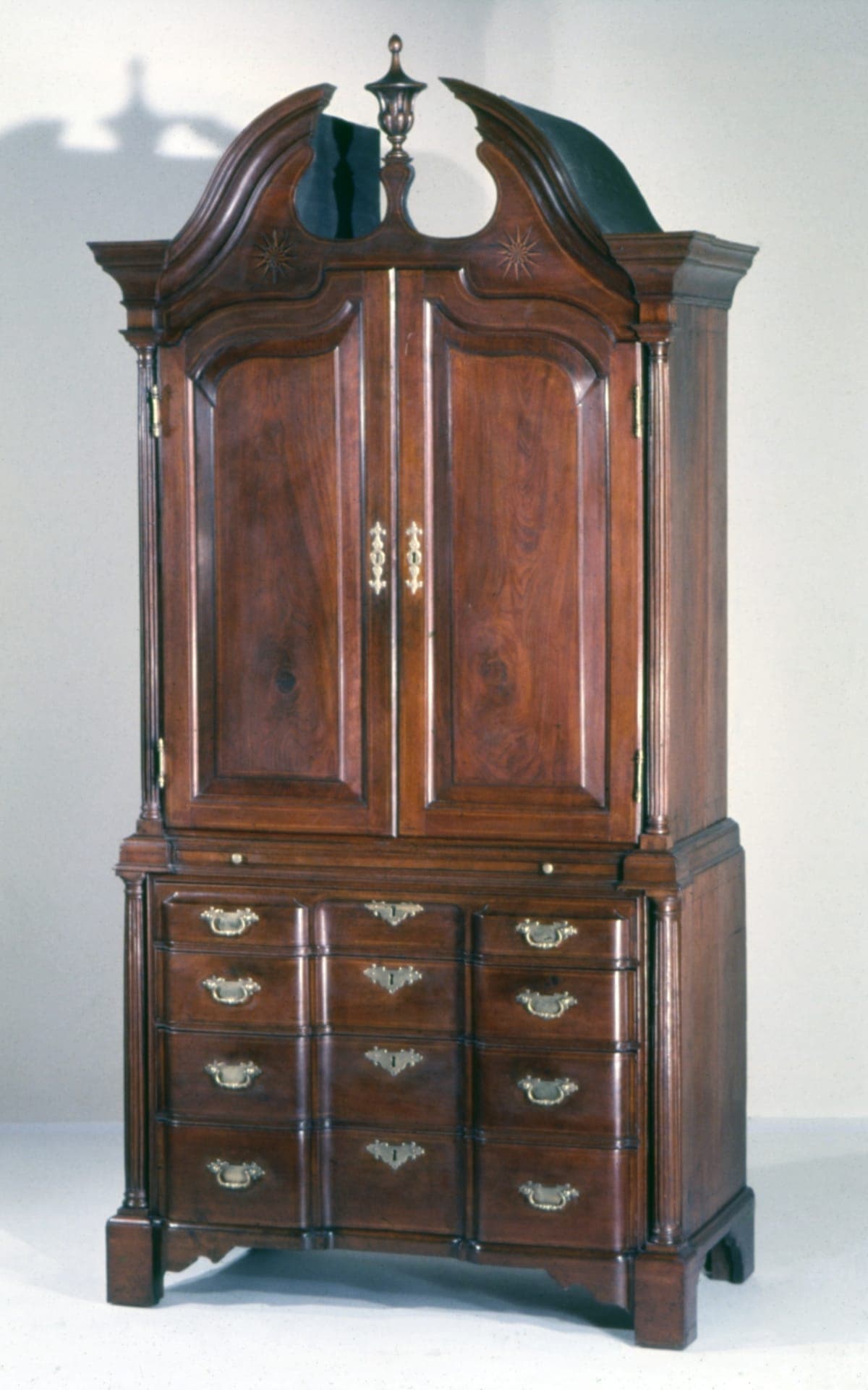 Linen Press, 1730-1740