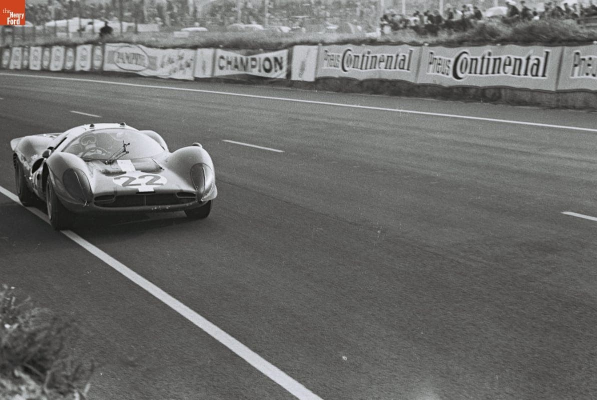 Ferrari 412 P Driven by Jean Guichet and Herbert Muller in the 24 Heures du Mans (24 Hours of Le Mans) Race, June 1967