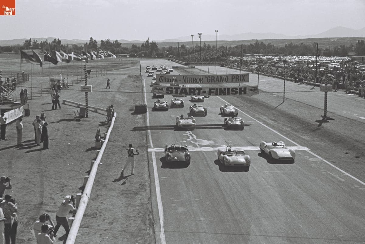 Start of the 4th Annual Grand Prix for Sports Cars, Riverside, California, October 1961