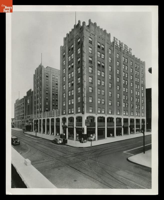 Pickwick Hotel with Greyhound Bus Terminal, Kansas City, Missouri, circa 1931