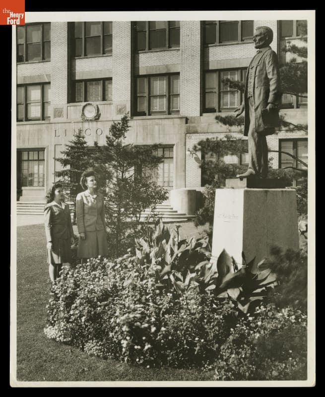 Young Women at the Abraham Lincoln Statue outside the Ford Motor Company Lincoln Plant, 1944