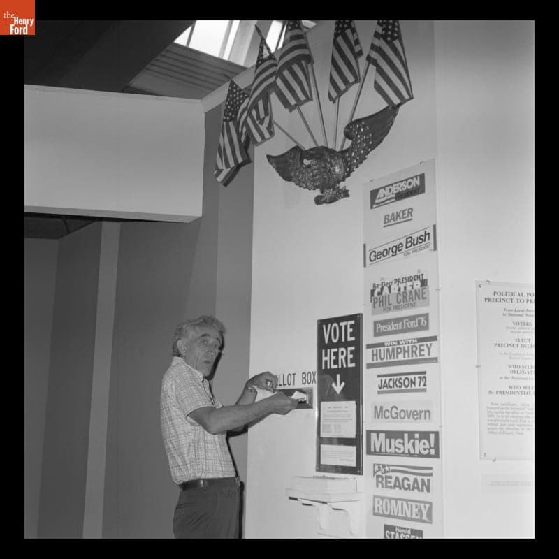 Pat Paulsen Visiting the "Politics USA" Exhibit in Henry Ford Museum, June 13, 1980