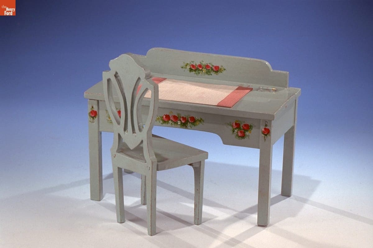 Doll Desk and Chair, 1915-1921