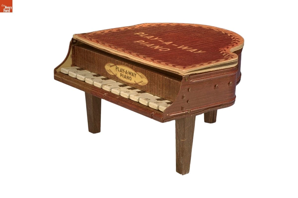 Toy Piano, 1939-1942