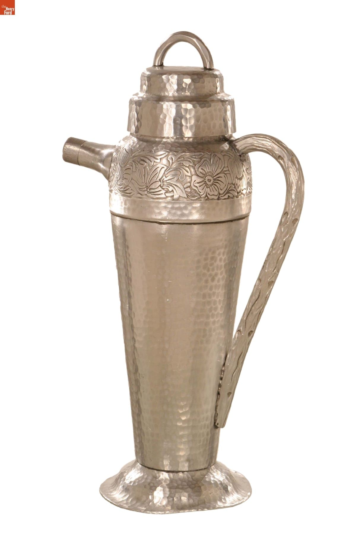 Everlast "Intaglio Daisy" Cocktail Shaker, 1938-1946