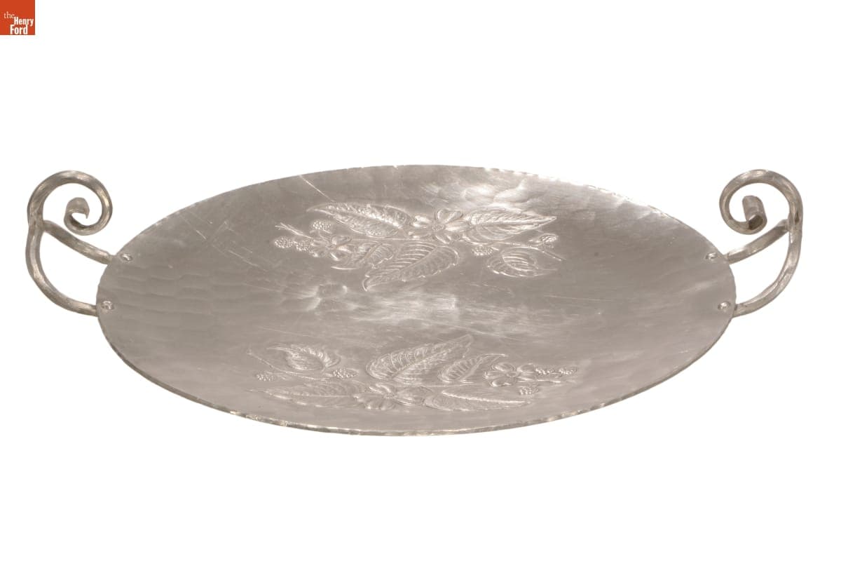 Everlast "Forged Blackberry" Tray, 1936-1947