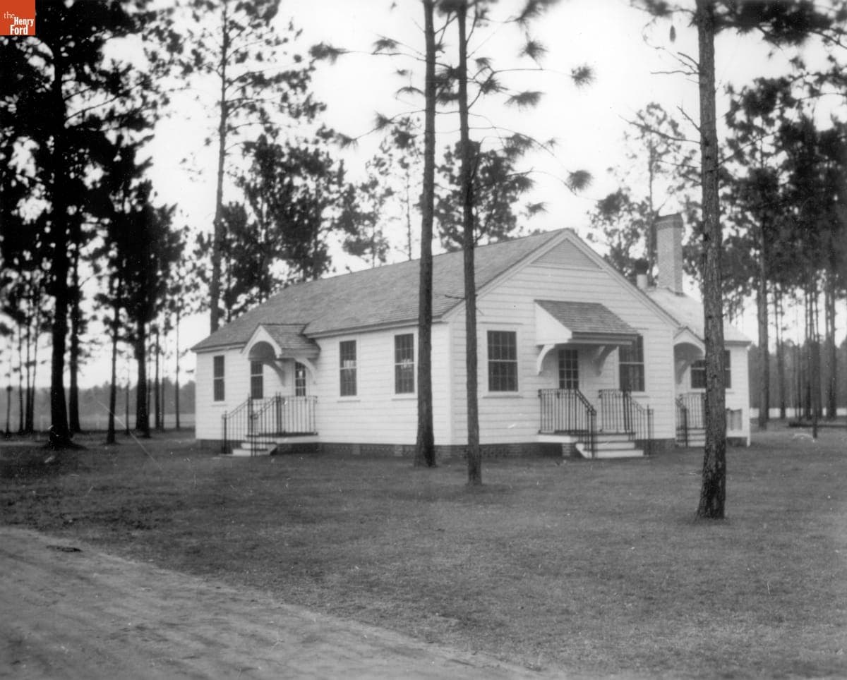 Dining Hall at the George Washington Carver School, Richmond Hill, Georgia, 1941