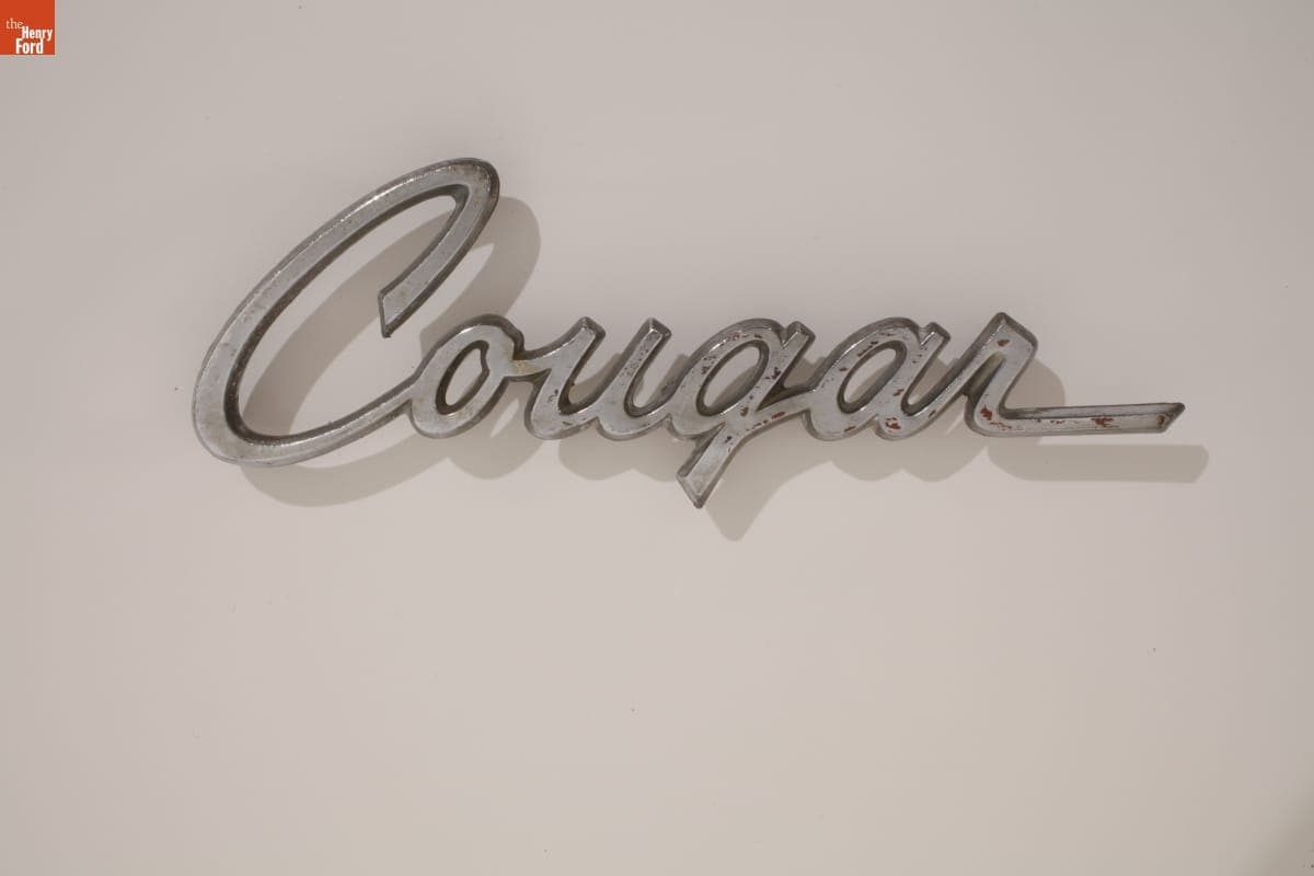 Mercury Cougar Nameplate, 1971-1973