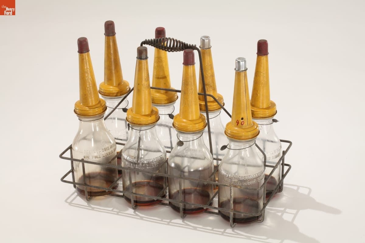 Mobil Oil Rack, 1925-1950