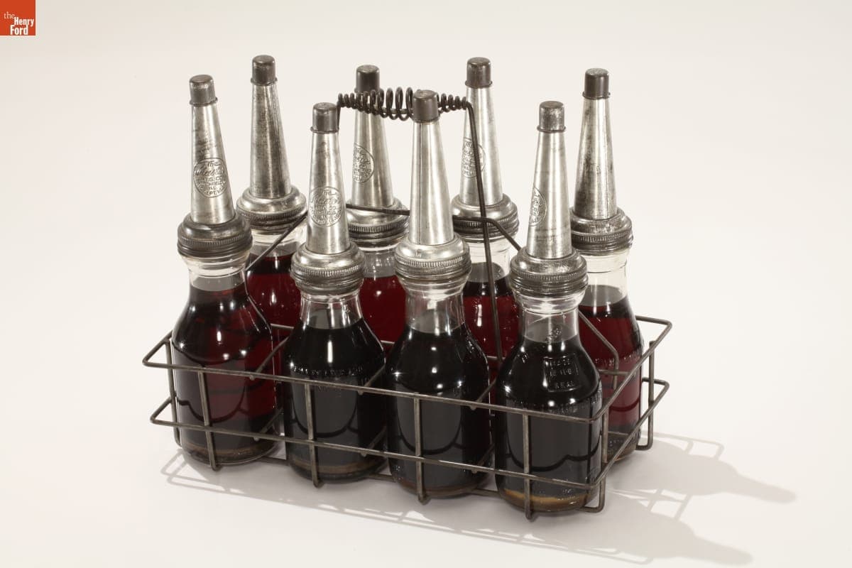 Oil Rack and Bottles, 1926-1950