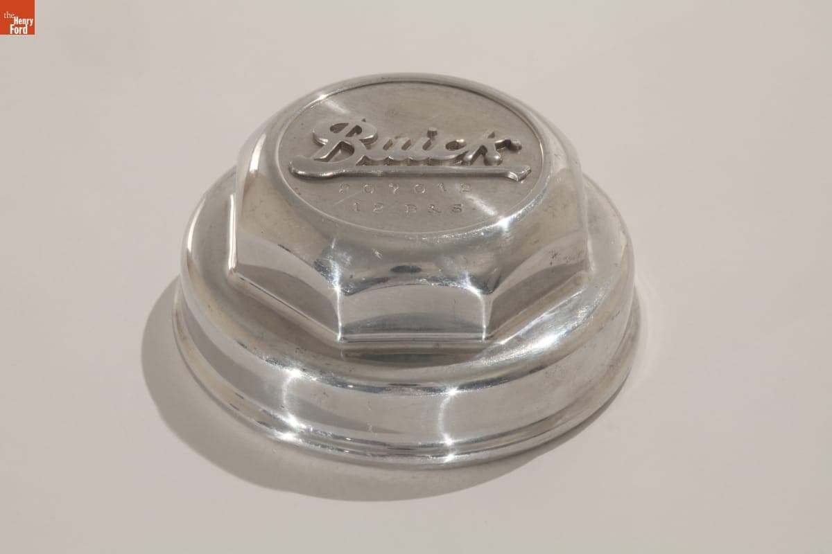 Buick Hubcap, 1918-1929