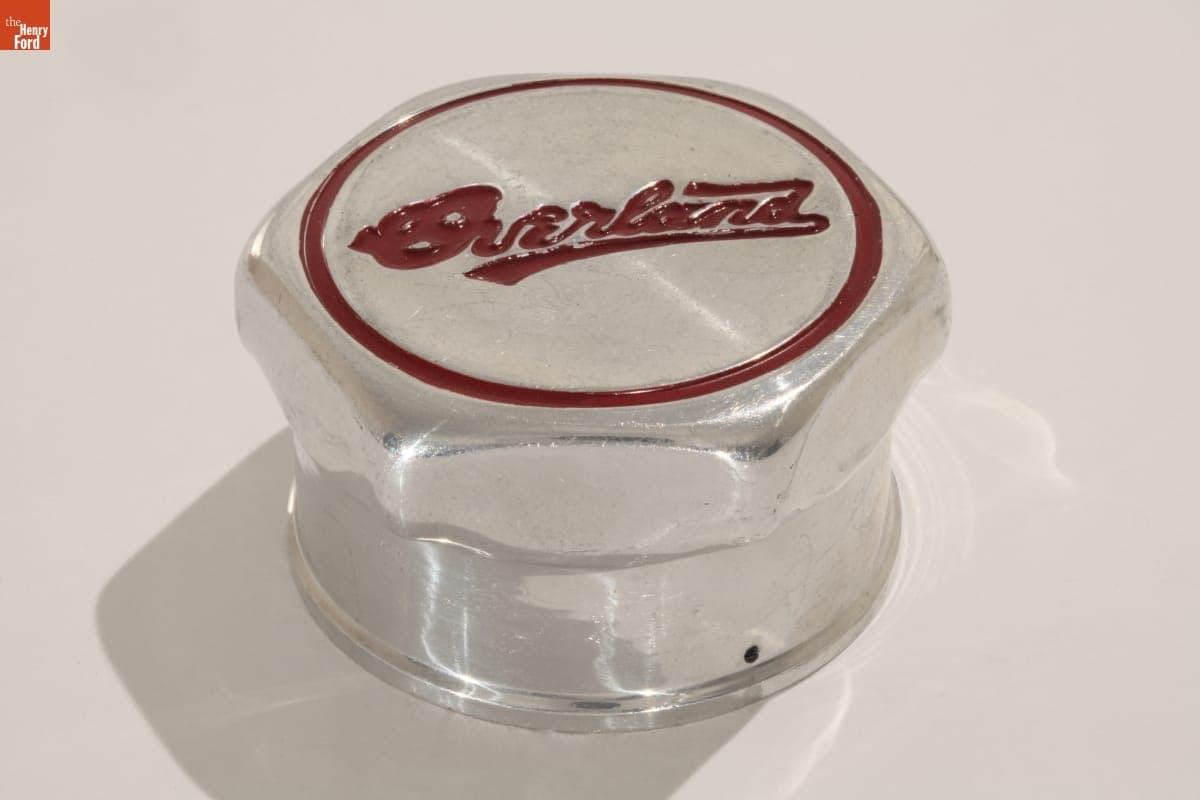 Overland Hubcap, 1925-1928