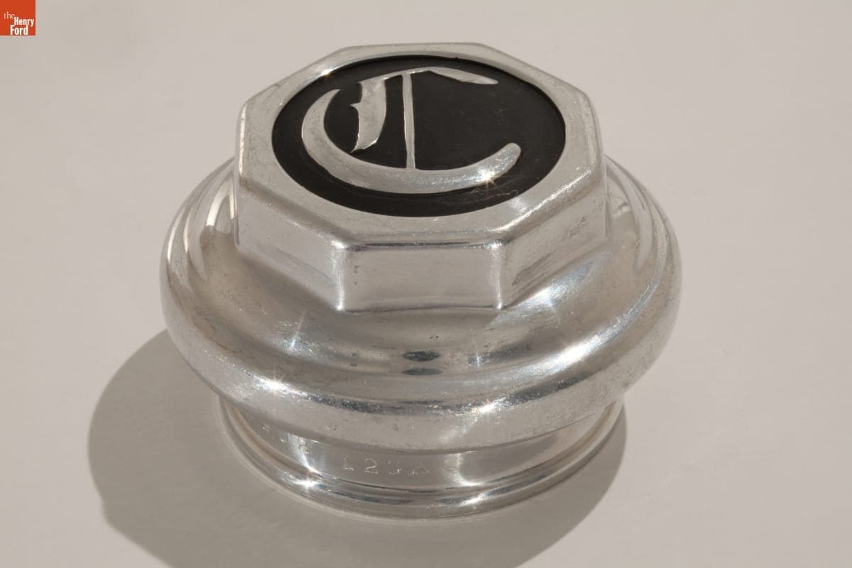Chrysler Hubcap, 1920-1929