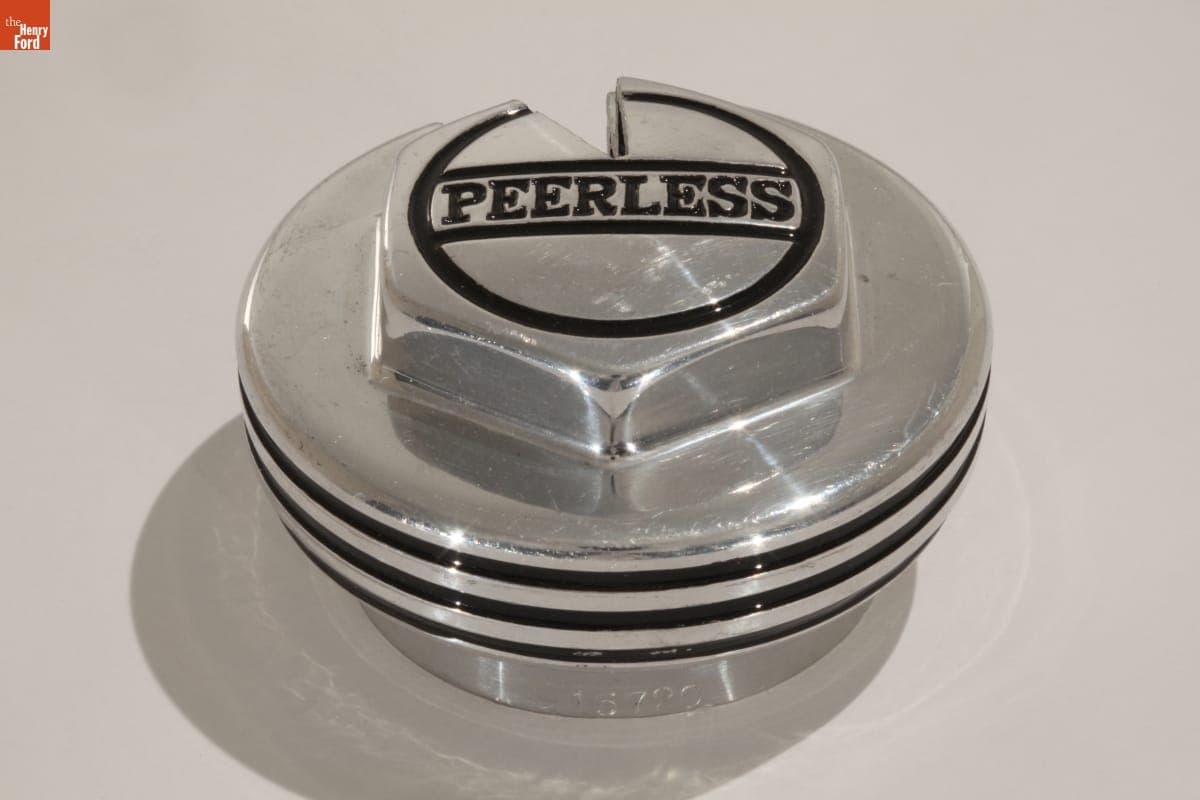Peerless Hubcap, 1920-1931
