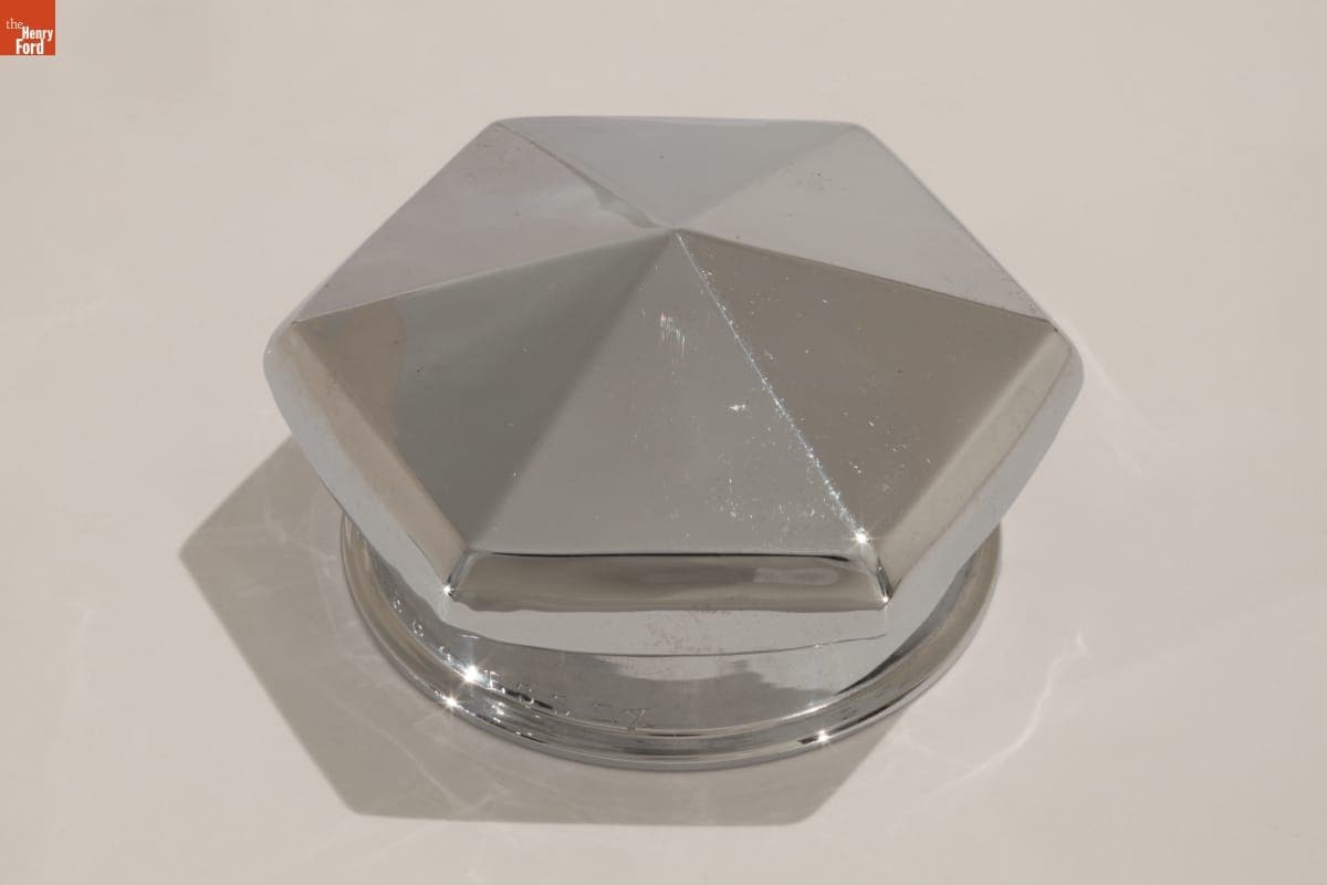 Essex Hubcap, 1922-1932