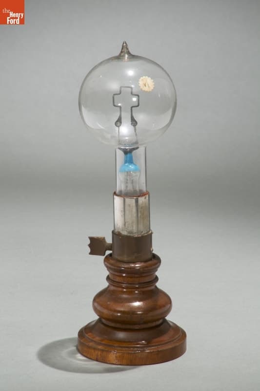 Maltese Cross Filament Lamp Made by Hiram Maxim, 1880