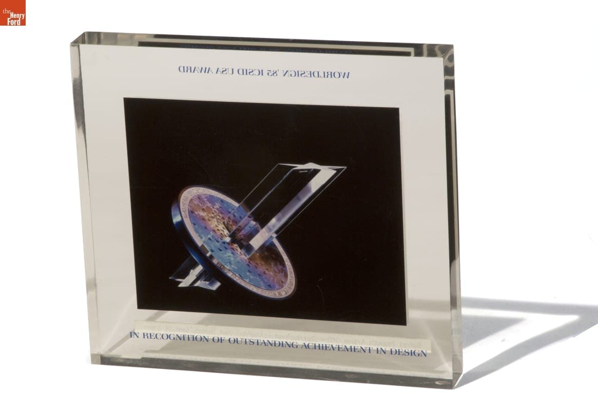 ICSID Trophy Awarded to Robert Propst's Action Office, 1985