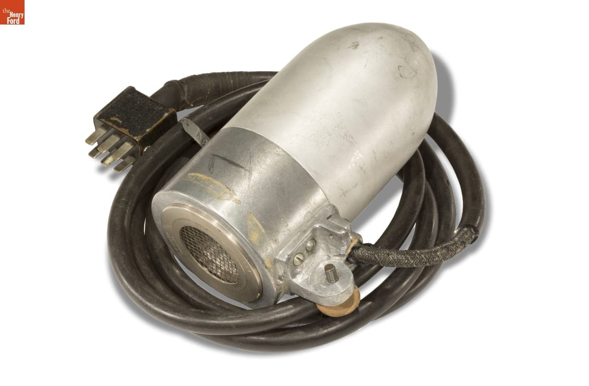 Broadcast Microphone, 1928-1935