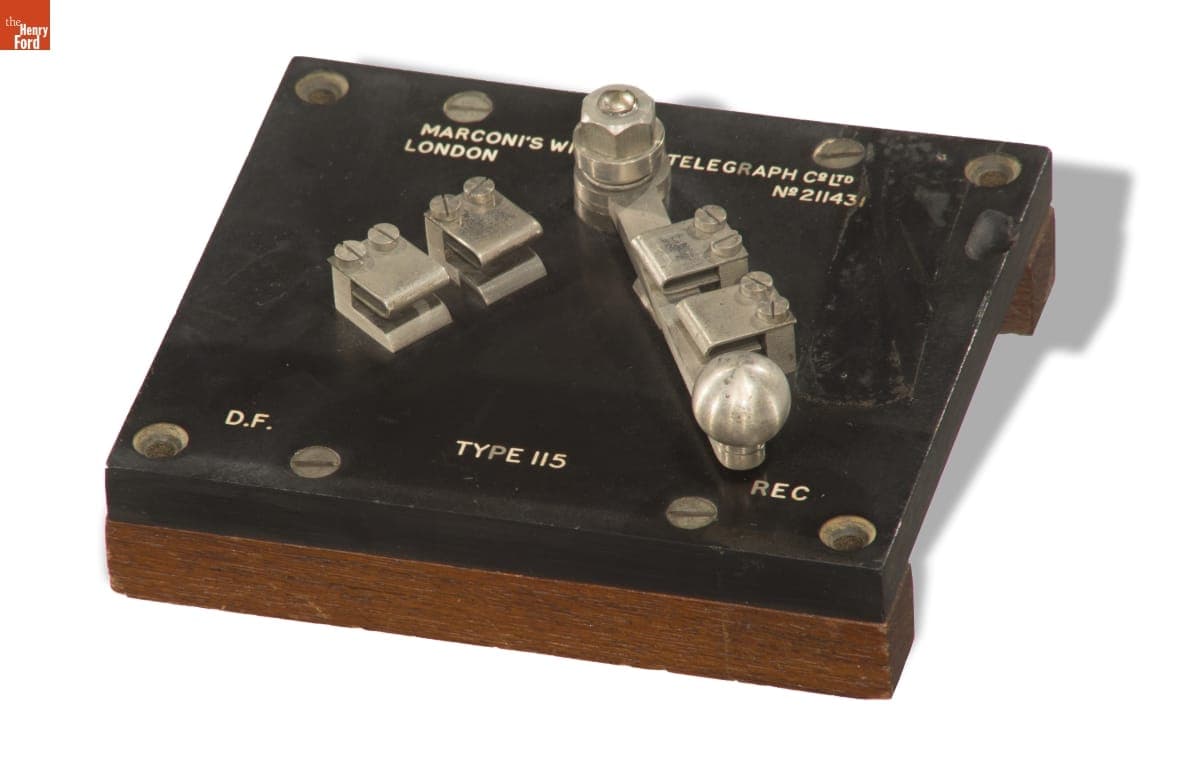 Marconi Knife Switch, 1900-1920