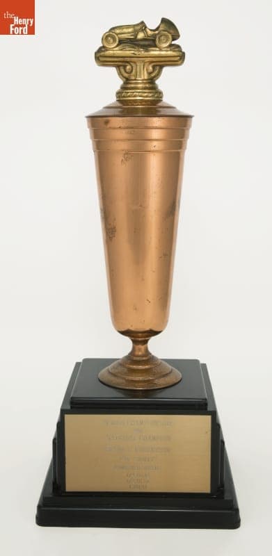 AMRCA Nationals Trophy, Awarded to Frank Robertson, 1947