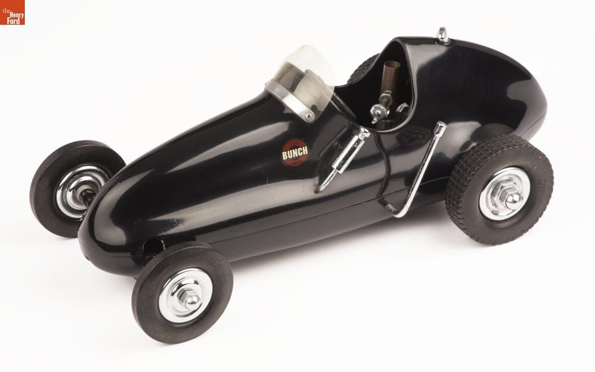 Dooling "Pee Wee" Gas-Powered Racing Tether Car, 1942