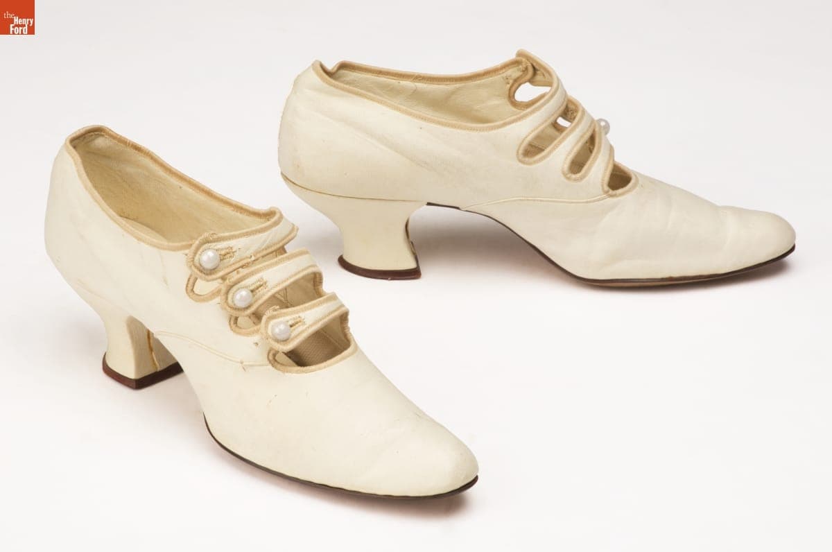 Women's Shoes, 1914-1916