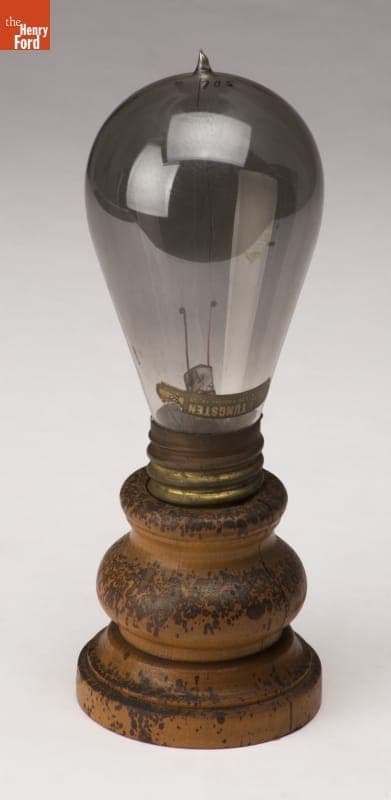 General Electric Series Tungsten Lamp, circa 1908