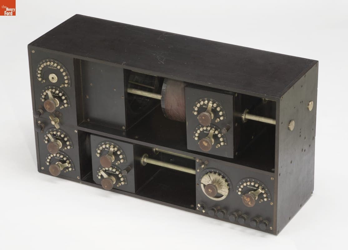 WSA Ship to Shore Wireless Telegraph Receiver, Used by the United States Navy, circa 1915