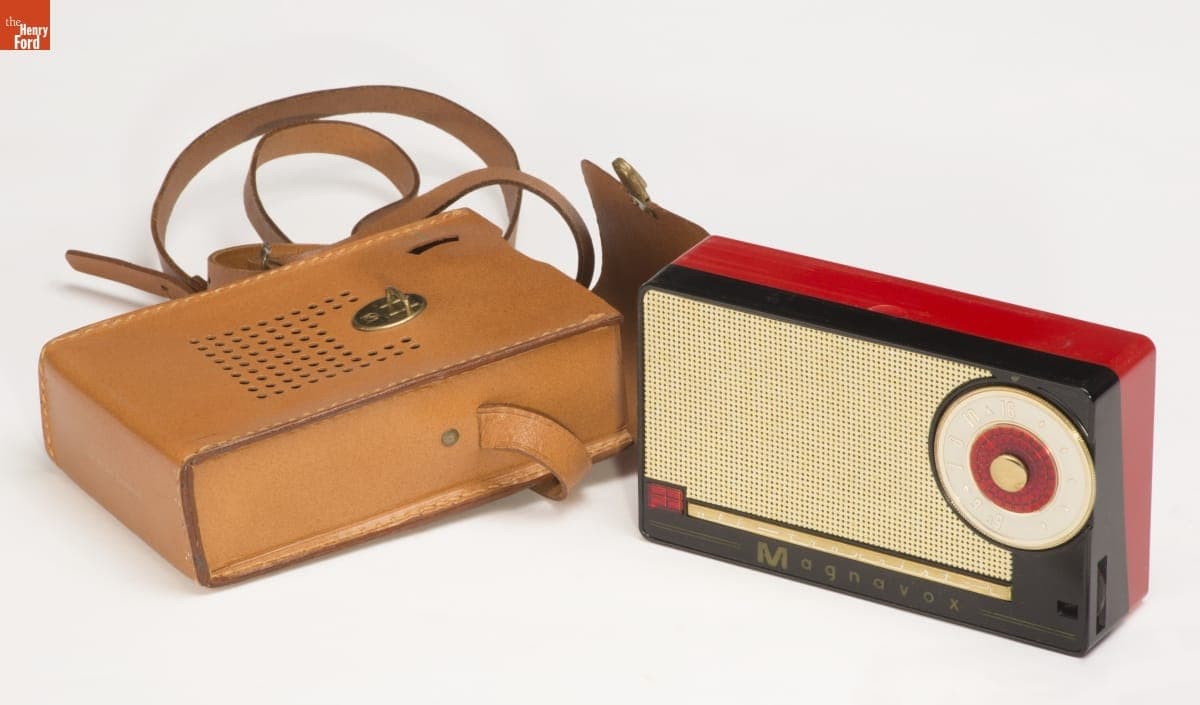 Magnavox Transistor Radio, Model AM-2, 1956