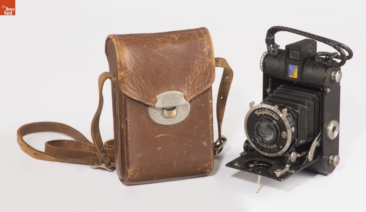 Voightlander Folding Camera, 1930-1940