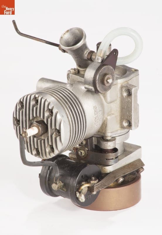 Dooling Gas Powered Model Engine, Model 61, 1947-1949