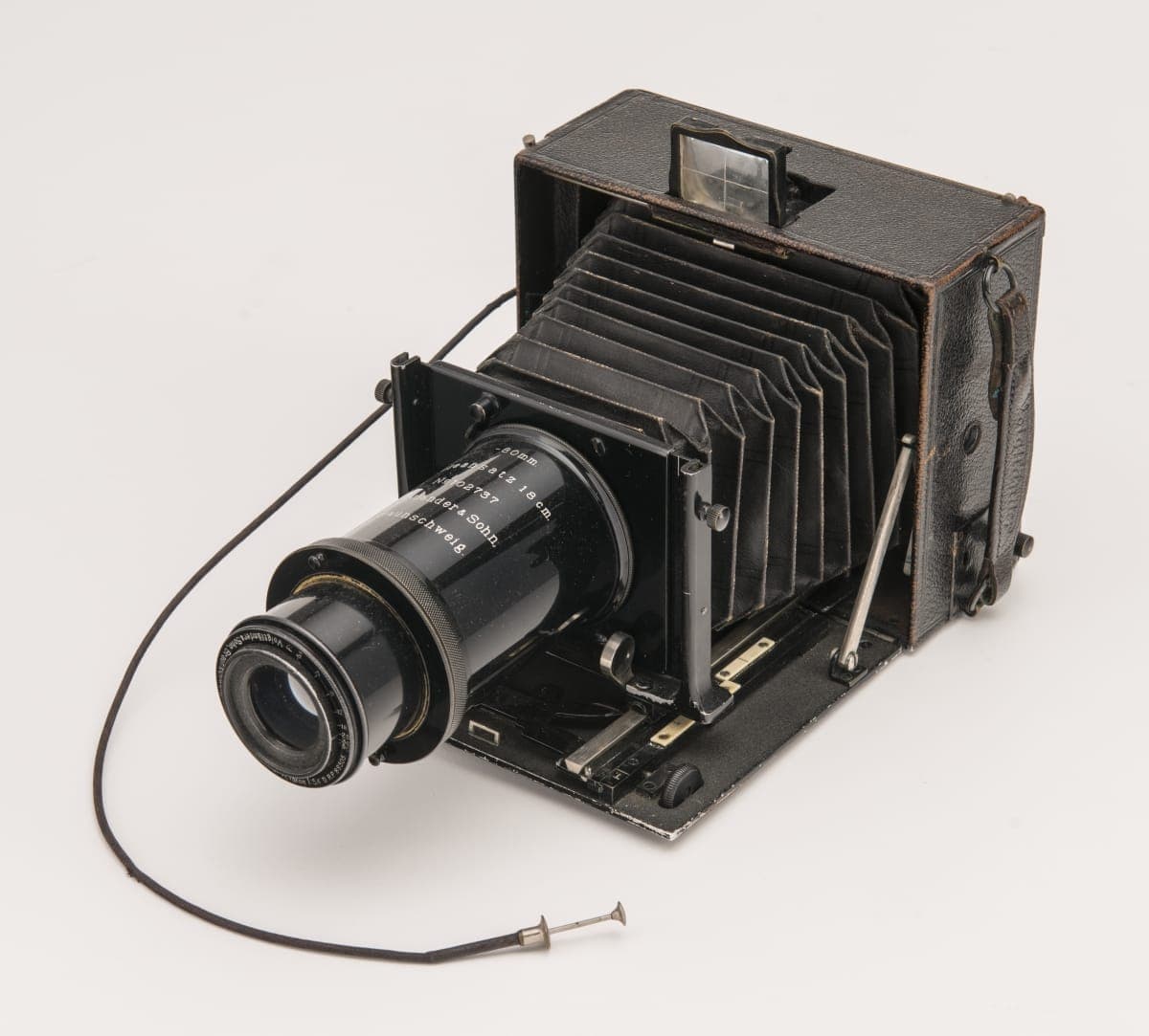 Voigtlander & Sons Folding Plate Camera, 1900-1920