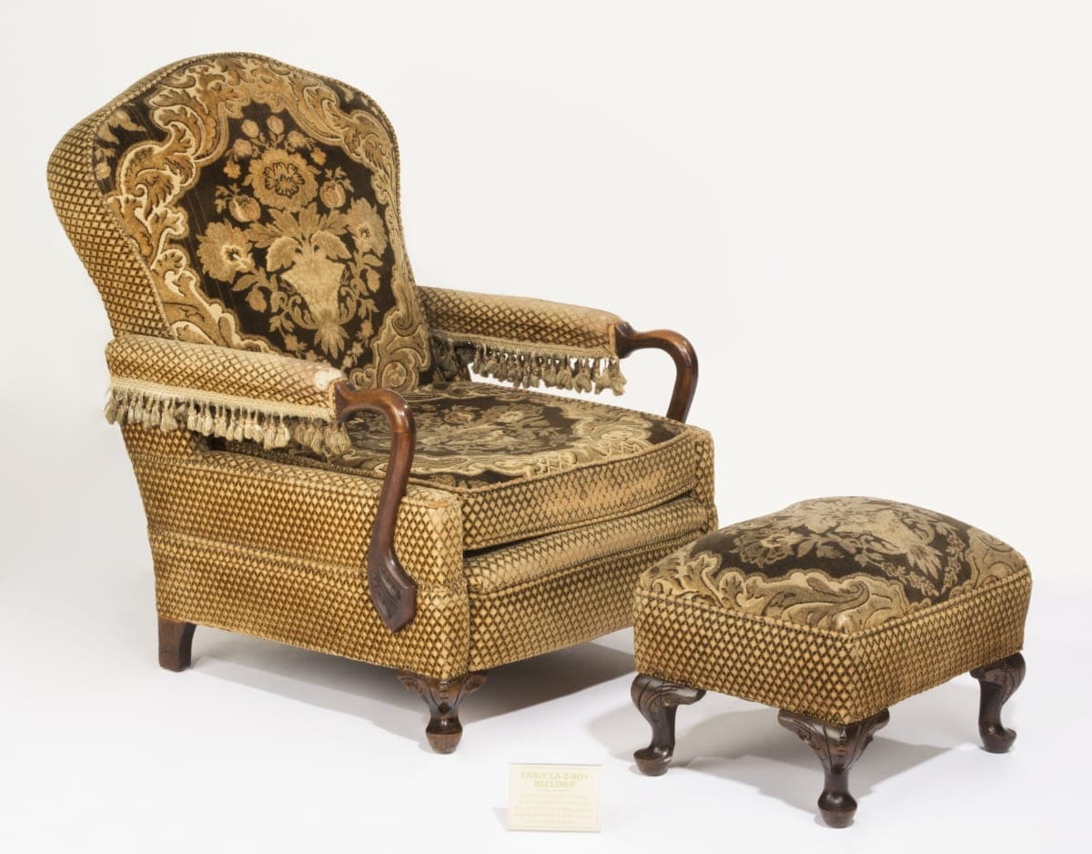 Floral City Furniture Company La-Z-Boy Reclining Chair with Ottoman, 1929