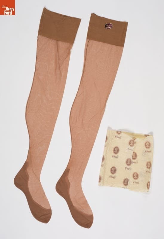 Hosiery, 1942-1946