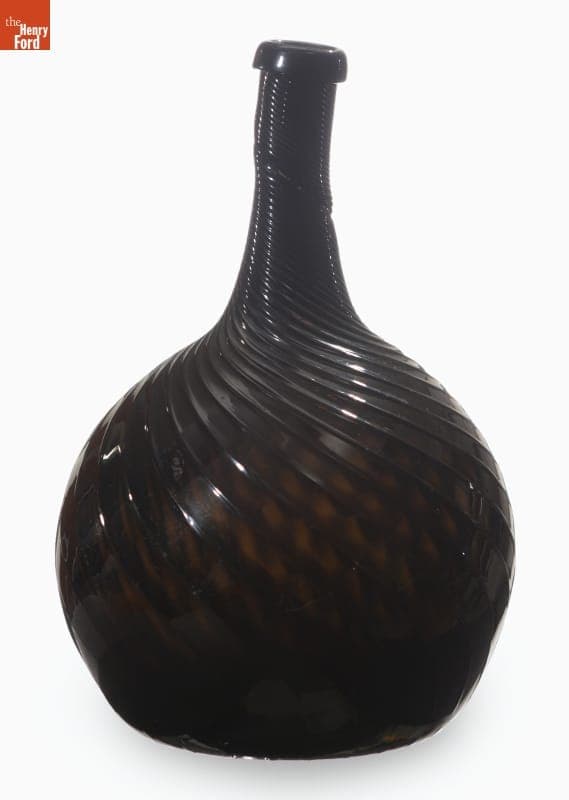 Bottle, 1815-1840