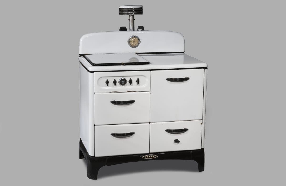 Borg-Warner "Norge" Cookstove, 1935-1945