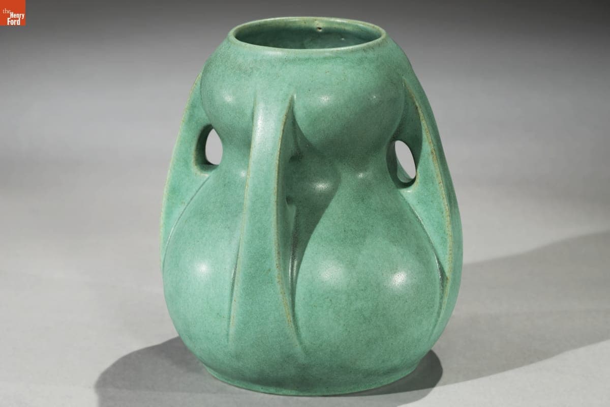 Vase, 1905-1920