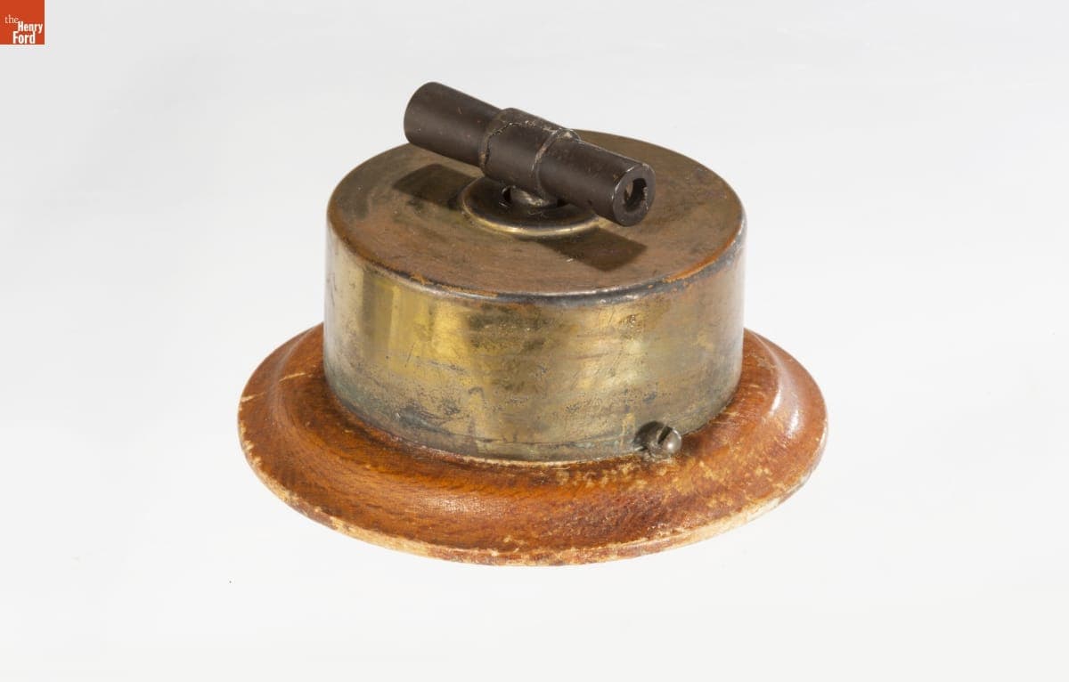 H. T. Paiste Co. Snap Switch, circa 1890