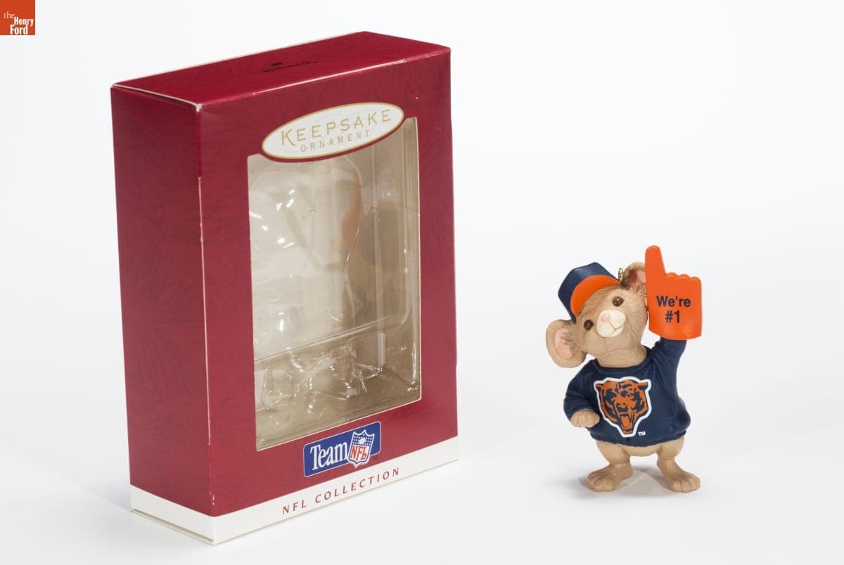 Hallmark "NFL Collection: Chicago Bears" Christmas Ornament, 1996
