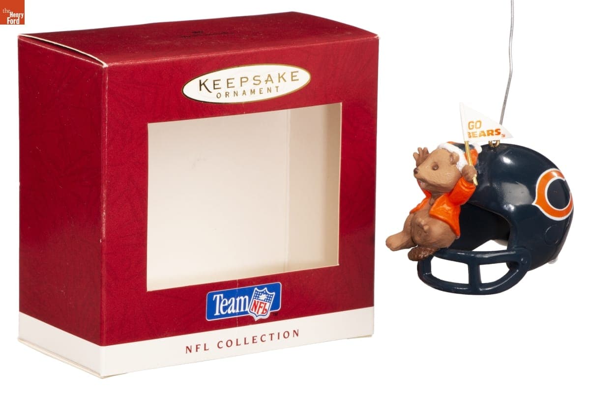 Hallmark "NFL Collection: Chicago Bears" Christmas Ornament, 1995