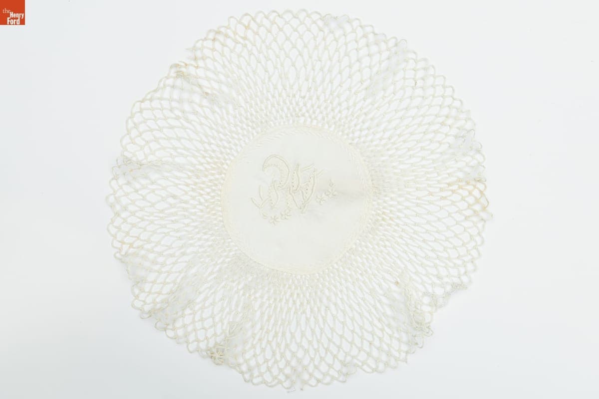 Doily, 1920-1950