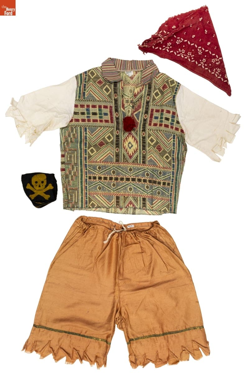 Halco "Pirate" Halloween Costume, 1940-1949
