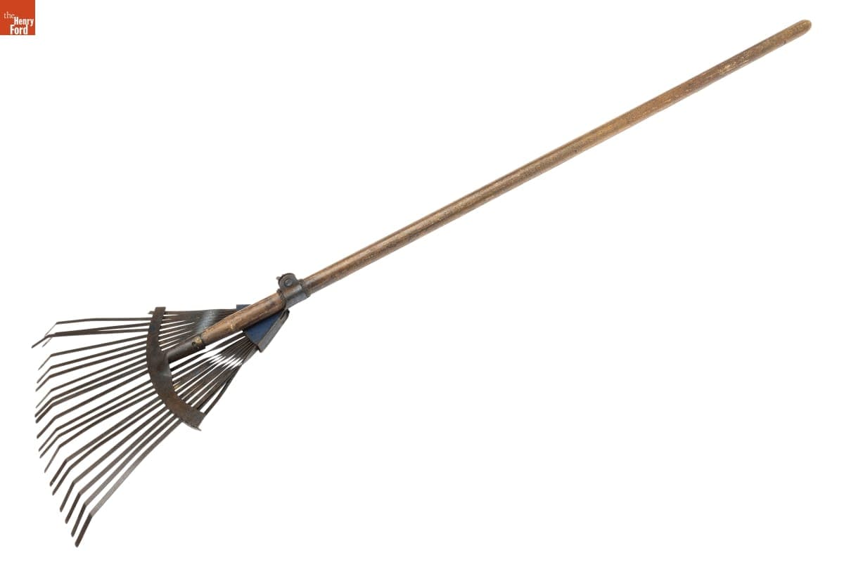 Children's Rake, 1939-1945