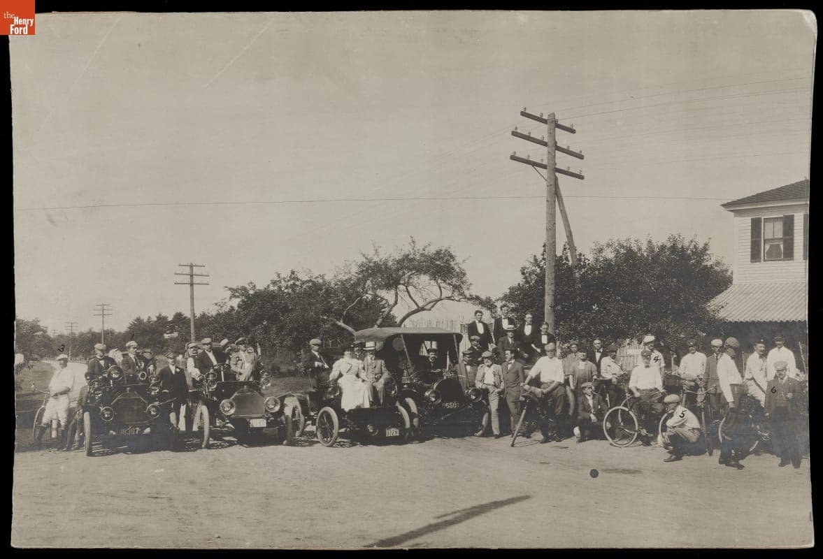 Annual Meeting of "Wheel Around the Hub" at Cobb's Tavern, Canton, Massachusetts, circa 1907
