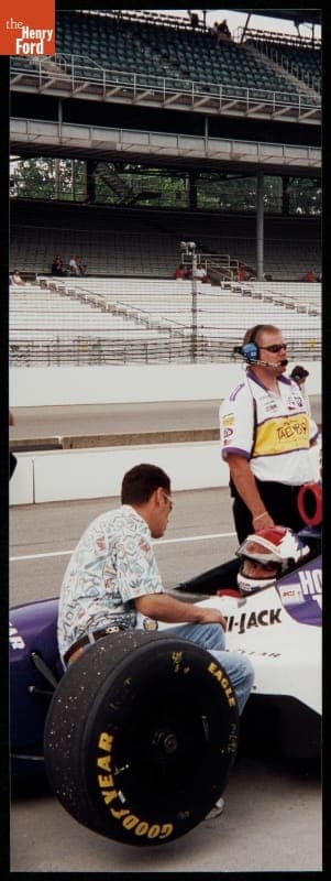 Bobby Unser Collection--Photographs--Racing--1999-2001 Promotional Photos--Item7