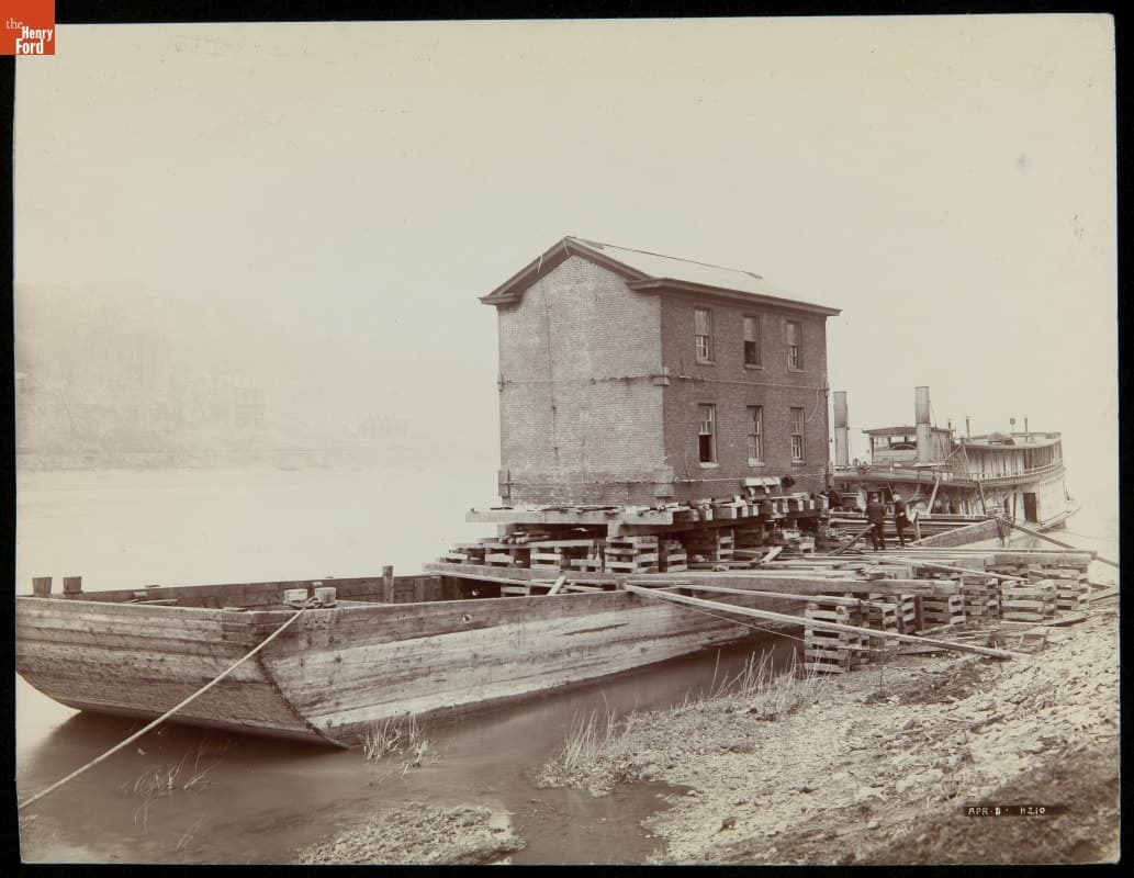 Heinz House Being Moved from its Original Site in Sharpsburg to Pittsburgh, Pennsylvania, 1904
