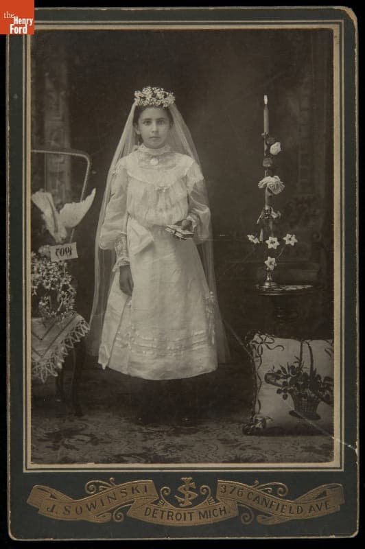 First Communion Portrait of a Young Girl, 1905