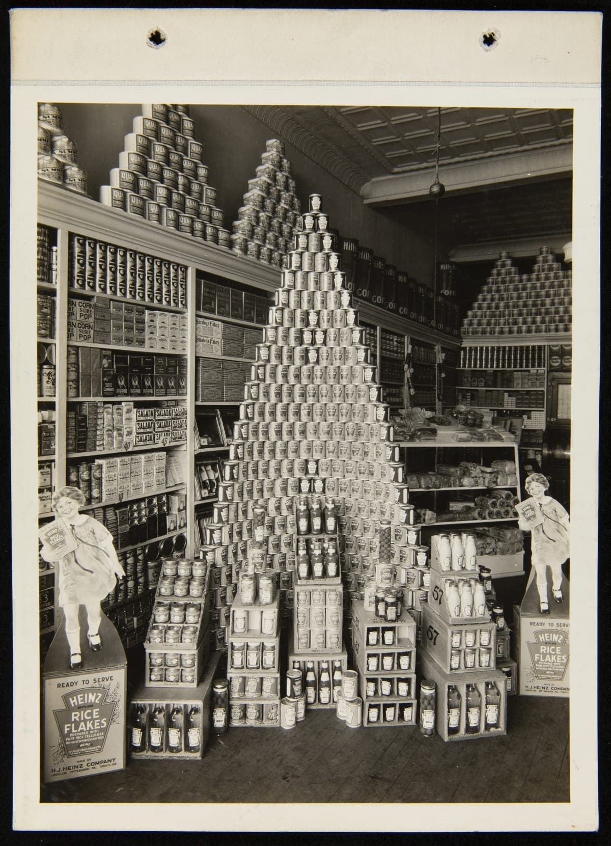 Pastoor's Market Store Floor Display of Heinz Products, Grand Rapids, Michigan, circa 1930