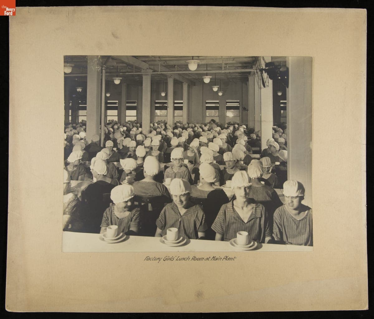 Employees' Lunch Room at the Heinz Main Plant in Pittsburgh, Pennsylvania, circa 1920