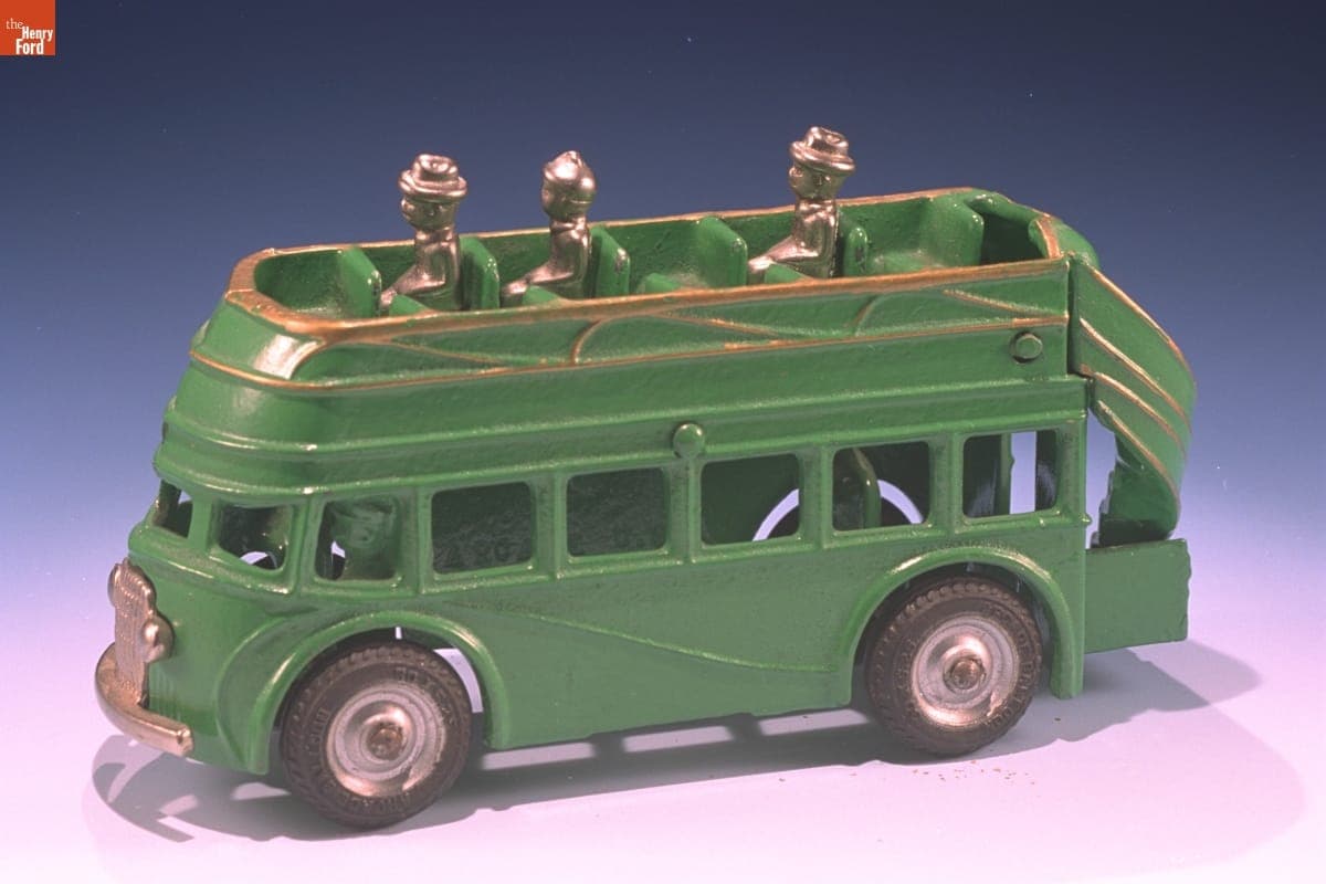 Toy Bus, 1930-1940
